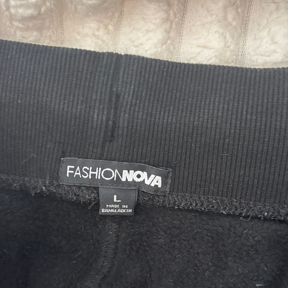 Fashion Nova Black Jogger Pants - Picture 2 of 6